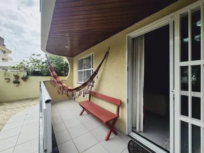 Uma varanda ou terraço em Res. Regina Maris - Bombinhas