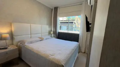 Uma cama ou camas num quarto em 097A - Excelente 3 quartos em Bombas
