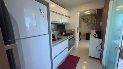 A cozinha ou kitchenette de 097A - Excelente 3 quartos em Bombas
