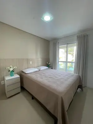 A planta de 1135 Apartamento na Praia de BOMBINHAS CENTRO 20 M da Avenida Principal