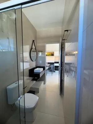 Uma casa de banho em Novíssimo e confortável apartamento em Palmas