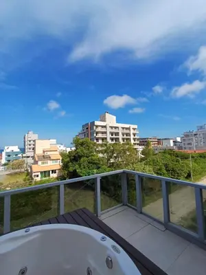 A planta de Cobertura duplex com jacuzzi