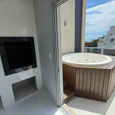 Cobertura duplex com jacuzzi