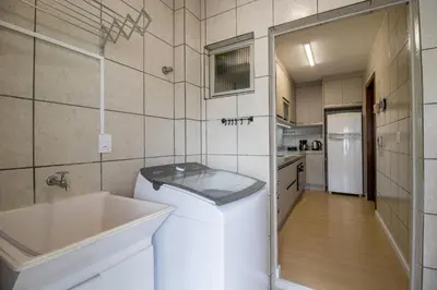 A cozinha ou kitchenette de PGB74 - 2Dorm, Climatizado, Churrasq , Av Brasil