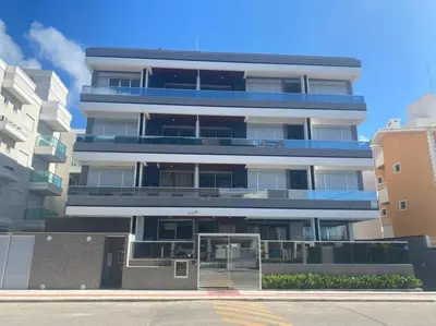 O edifício onde o apartamento está situado