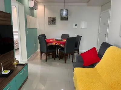 A planta de Lindo apartamento no centro Bombinhas 2 quartos