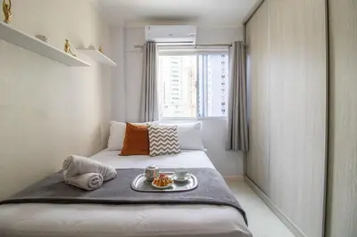 Uma cama ou camas num quarto em QUA41 - 3Dorm, Climatizado, Churrasqueira