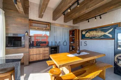 A cozinha ou kitchenette de Cobertura Duplex Alto Padrão com Jacuzzi