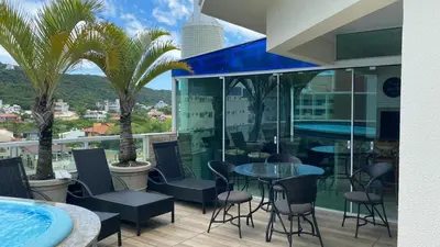 A planta de Cobertura com piscina em Bombinhas SC