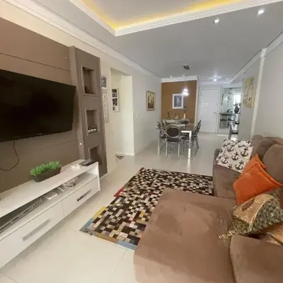 Cód 53 - Apartamento amplo com 2 suítes