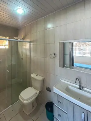 A planta de Casa Costa Serena - 1 suíte e 2 quartos passos do mar