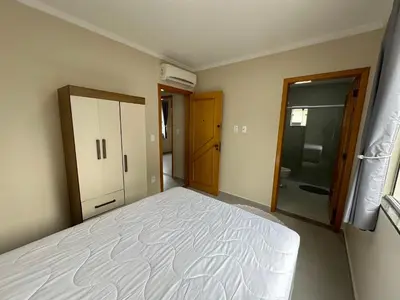 A planta de Duplex de 3 Quartos com Piscina - 140m da praia