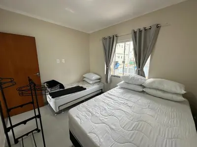 A planta de Duplex de 3 Quartos com Piscina - 140m da praia
