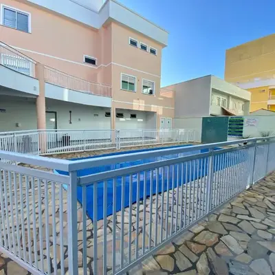 Apartamento com piscina Bombas
