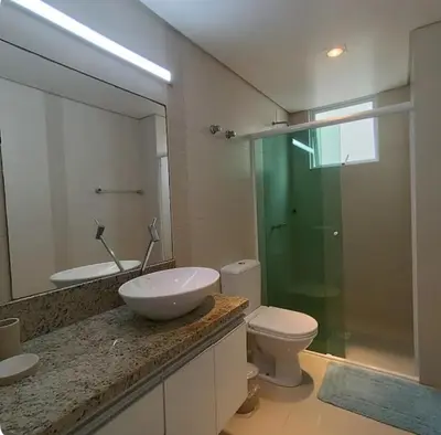 Uma casa de banho em Apartamento em Itapema