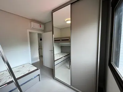A planta de Cód 90 · Apartamento a poucos passo do mar