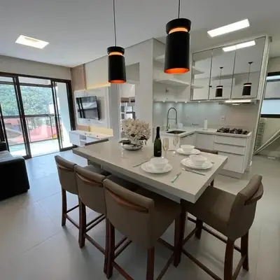 Cód 90 · Apartamento a poucos passo do mar