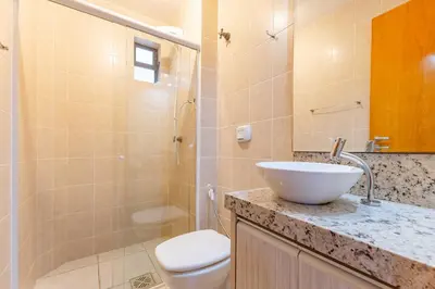 A planta de Excelente Apartamento em Bombas - 3 dormitórios