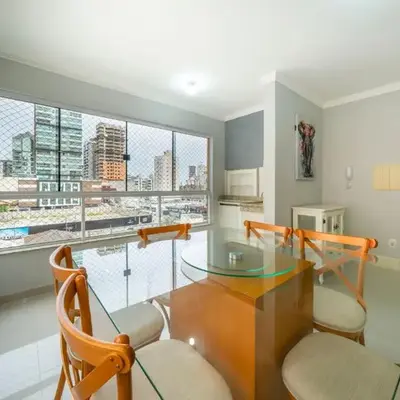 Apto Moderno Próx. à Praia em Itapema CB5328