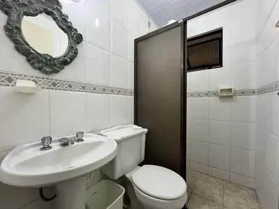 A planta de B124-Apto econômico de 1 quarto prédio sob Avenida