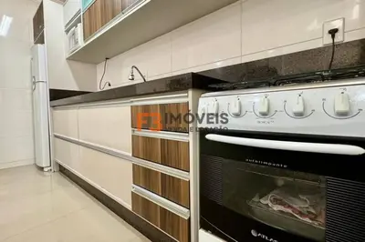 A planta de Lindo apartamento praia Bombas