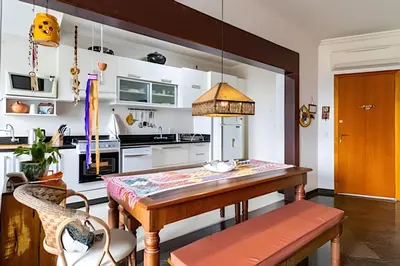 A cozinha ou kitchenette de Conforto, Ar Cond., Churrasqueira e Vista Mar