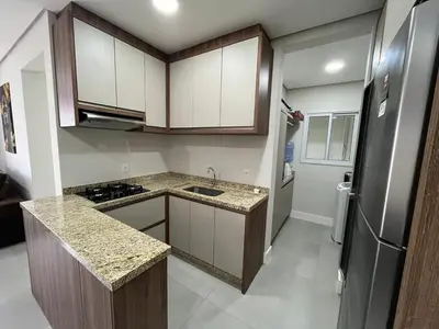 A cozinha ou kitchenette de cód 99 - Excelente apartamento 100 metros da praia