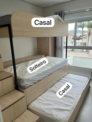 Uma cama ou camas num quarto em cód 99 - Excelente apartamento 100 metros da praia