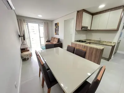 A cozinha ou kitchenette de cód 99 - Excelente apartamento 100 metros da praia