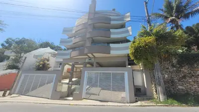 O edifício onde o apartamento está situado