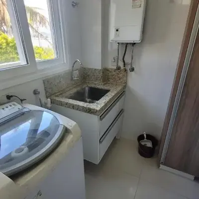B164 - Apto na praia da Lagoinha para Alugar