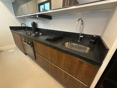 A cozinha ou kitchenette de Cód 57 - Apto com 3 dormitórios a 150m do mar