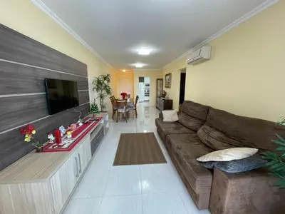 Uma área de estar em Cód 113 - Apartamento vista para o mar