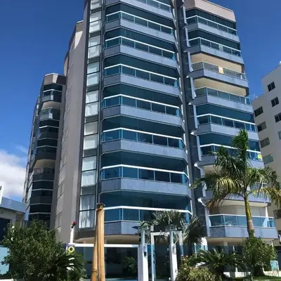 Cód 113 - Apartamento vista para o mar