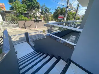 A planta de B149 - Ampla casa no centro de Bombinhas - SC