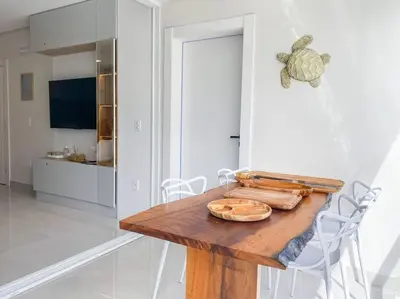 A planta de Ap novo luxo 3 suits 100mt da Praia da Palmas - 0111