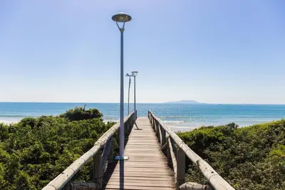 A planta de Ap novo luxo 3 suits 100mt da Praia da Palmas - 0111