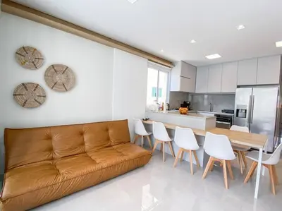 A planta de Ap novo luxo 3 suits 100mt da Praia da Palmas - 0111