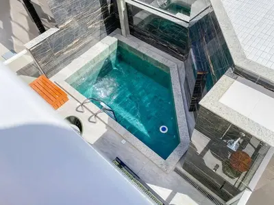 A planta de Ap novo luxo 3 suits 100mt da Praia da Palmas - 0111