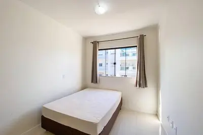 A planta de Apto 2 dormitórios na Praia de Palmas - 0132