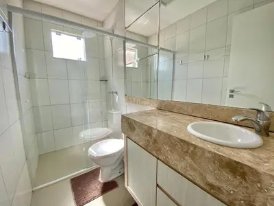 Uma casa de banho em Residencial Saul Bertemes - Apto 2 Dormitórios Praia de Bombas