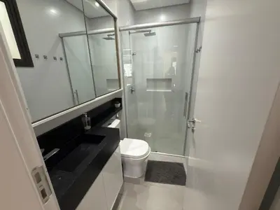 Uma casa de banho em Cód 71 - Apto com 3 dormitórios no Duetto Home