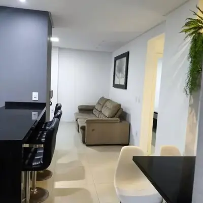 Apartamento alto padrão de 2 quartos com vista mar em itapema