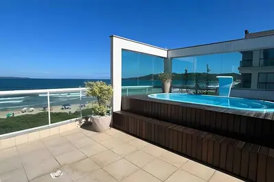 A piscina em ou perto de ANSNEGOCIOS DUPLEX VISTA PANORÂMICA MARISCAL 201 Palm
