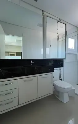 Uma casa de banho em ANSNEGOCIOS DUPLEX VISTA PANORÂMICA MARISCAL 201 Palm