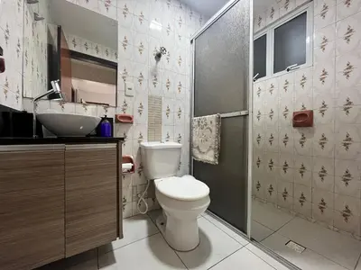 Uma casa de banho em B208 - Apto 2 quartos Bombas perto do mar - SC