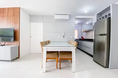 A planta de Apto amplo de 3 dormitórios próximo da praia -0222