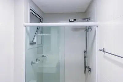 Uma casa de banho em Amplo Apto de 3 Dor a 300m da praia de Palmas! 0324