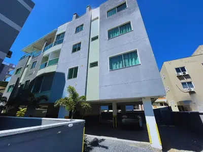 O edifício onde o apartamento está situado