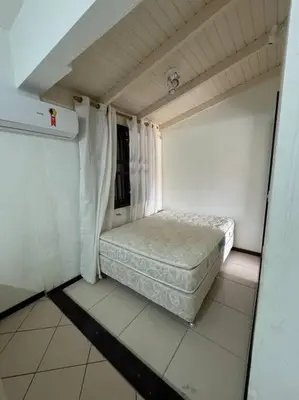 A planta de Apto 150m da praia de Bombas
